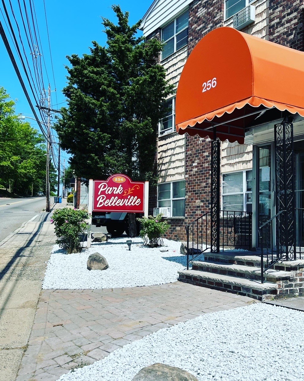 256 Belleville Avenue - A6